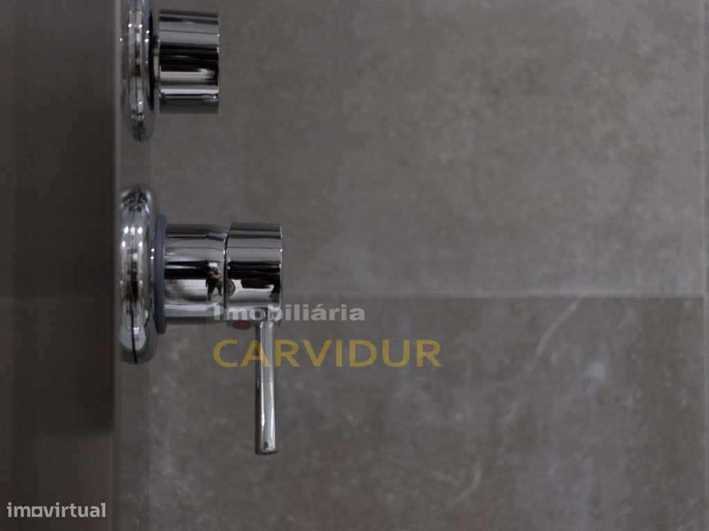 Apartamento T3 remodelação contemporânea com Quintal-25