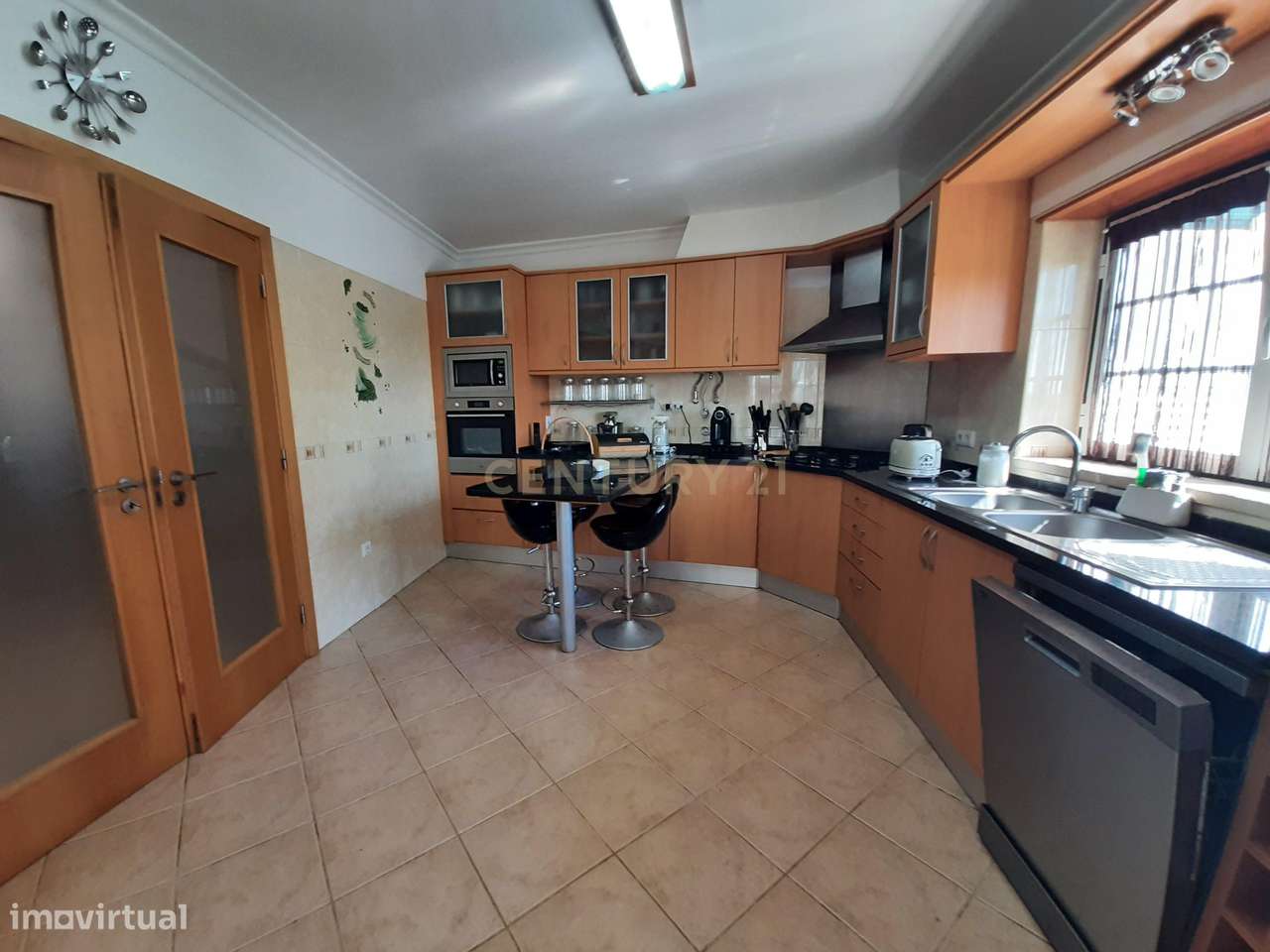 Moradia  T3 na  Lourinhã com Piscina  Garagem e Churrasqueira-34