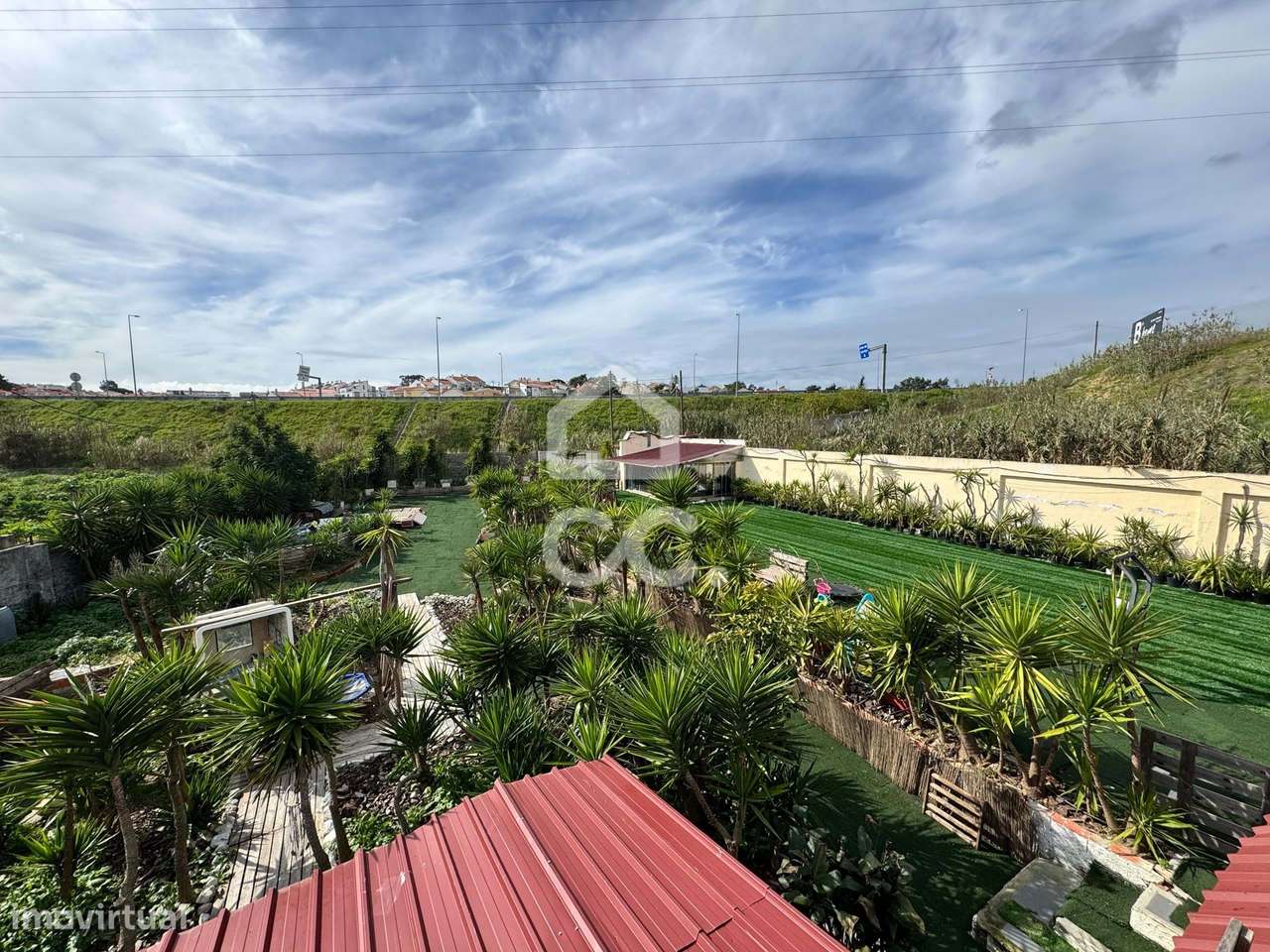 Terreno de 1200m2 na Charneca de Caparica - Grande imagem: 1/10