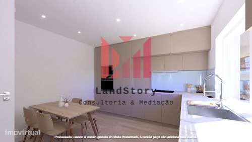Condominio Moradias T4 piscina e jardim Estoril-2