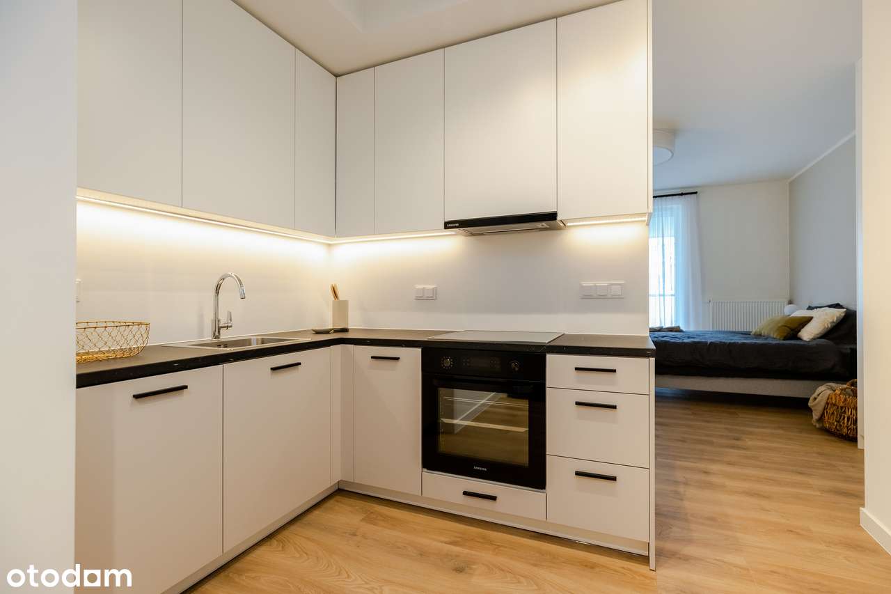 Studio na Woli| Klimatyzacja| Umeblowane| Duża loggia| Bezpośrednio-2