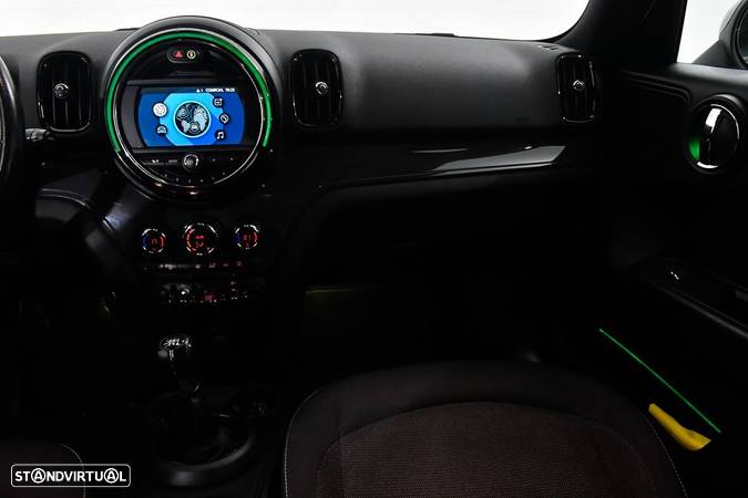 MINI Countryman One D - 23