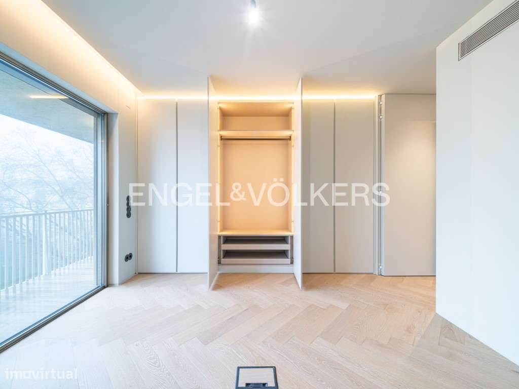 Apartamento T3 Luxo com vista Rio nas Amoreiras-17