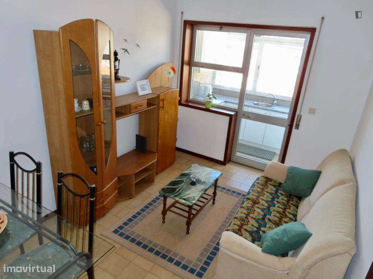Apartamento com 1 quartos - localizado em Cedofeita Porto - Grande imagem: 3/6