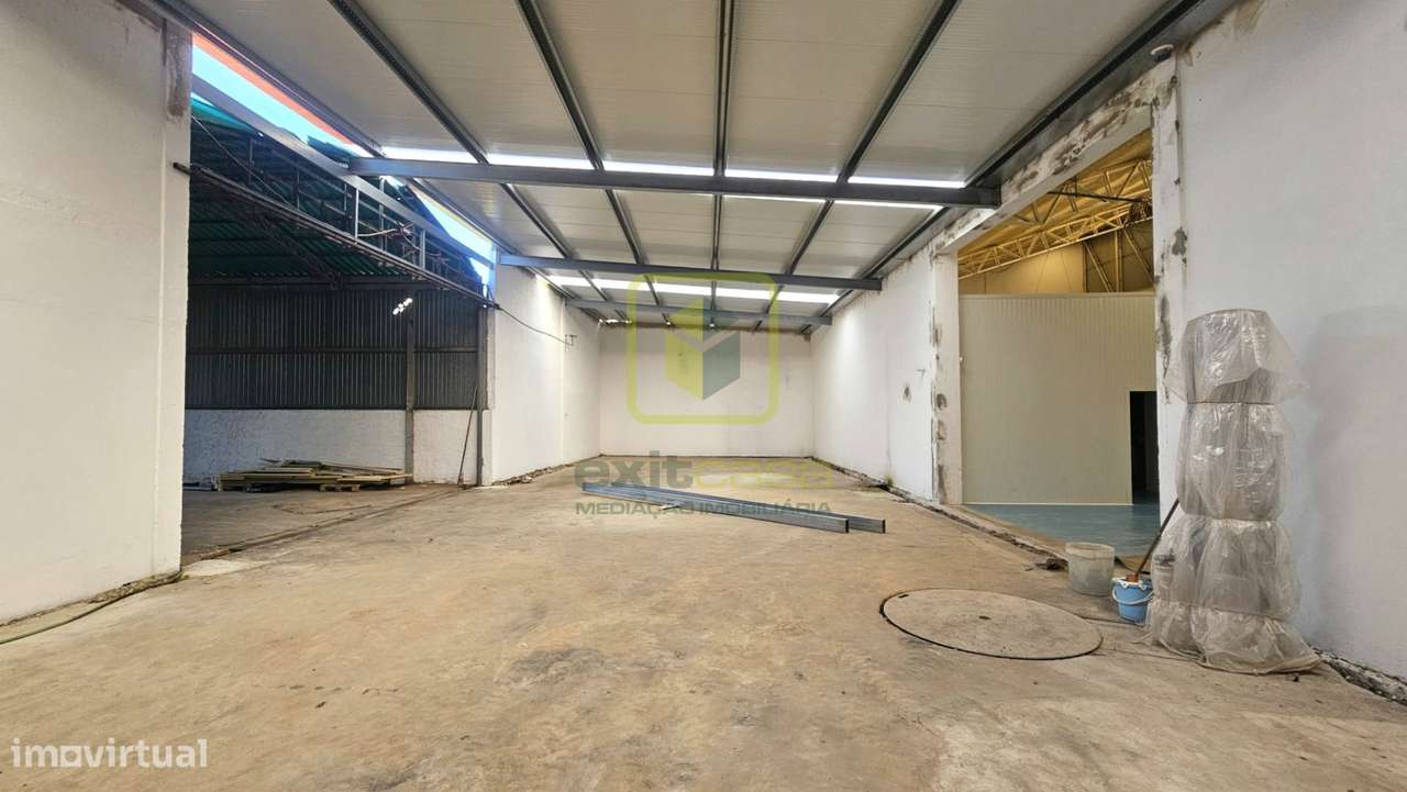 Armazém e Unidade Industrial - Grande imagem: 5/24