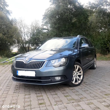 Skoda Superb 2.0 TDI Ambition DSG - 1