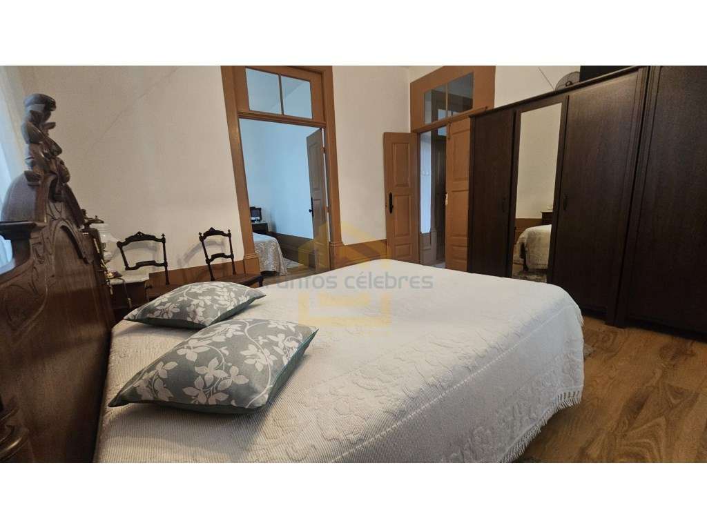 Moradia Rústica em Pedra T4 com Terreno - Póvoa de Varzim-23