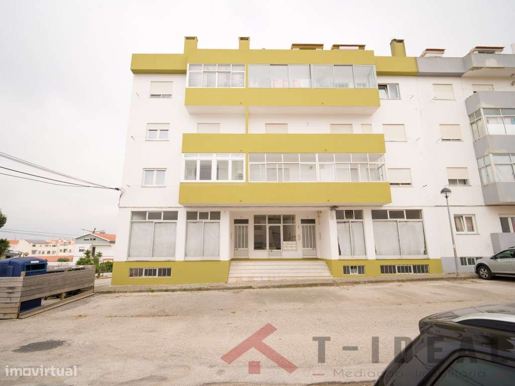 Apartamento T3 na vila da Lourinhã-39