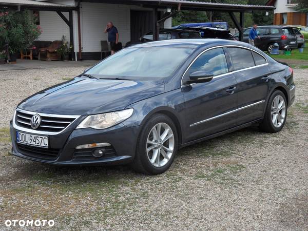 Volkswagen Passat CC 2.0 TDI DSG Exclusive - 1