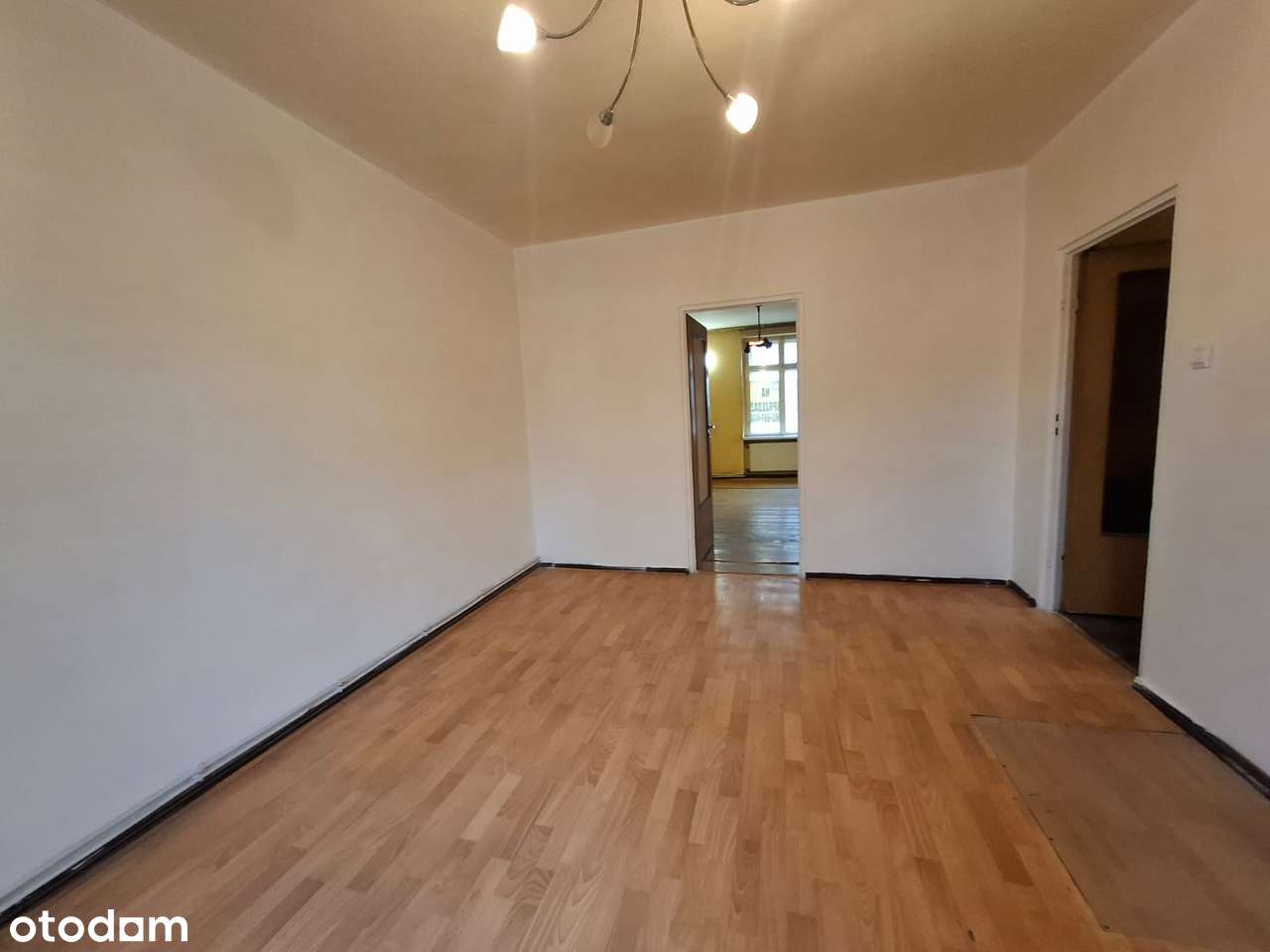 OKAZJA!Mieszanie 2pok,ogrzewanie miejskie, I piętro- jako inwestycja - Pełny obrazek: 2/16