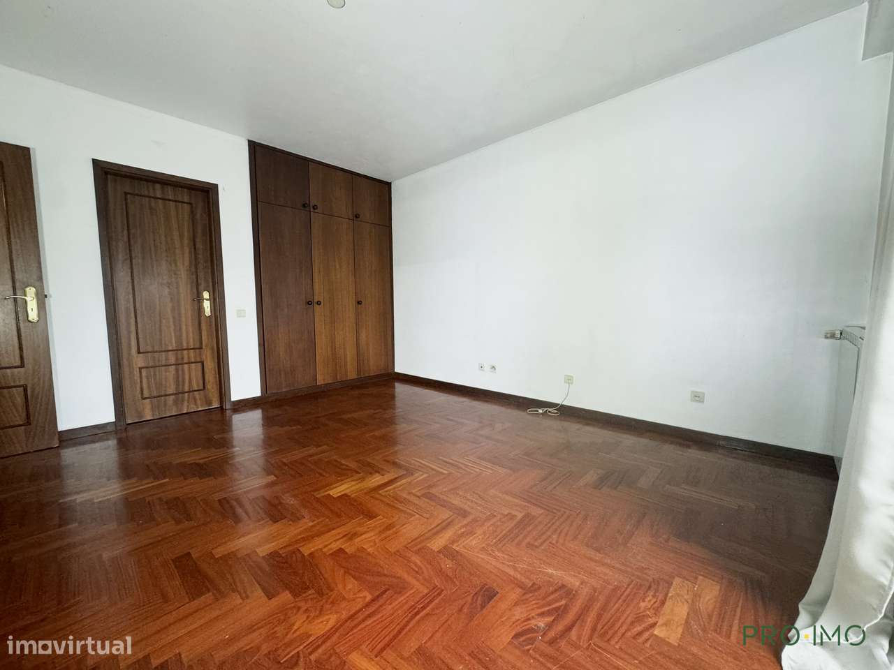 Apartamento T3 no Centro de São João da Madeira-32