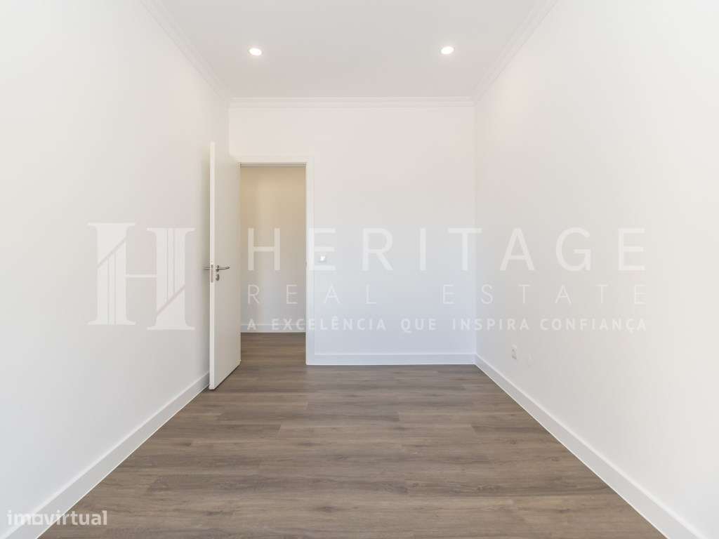 T2 totalmente remodelado na prestigiada Avenida do Bocage-24