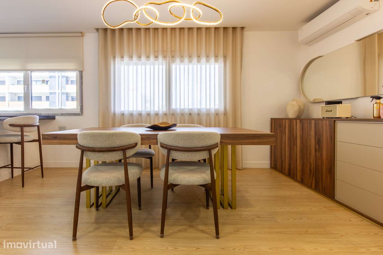 Apartamento T2 com A/C e arrecadação- Barreiro Perto da Praia e Centro-7