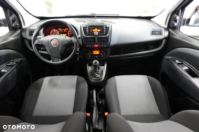 Fiat Doblo 1.6 16V Multijet Emotion - 33