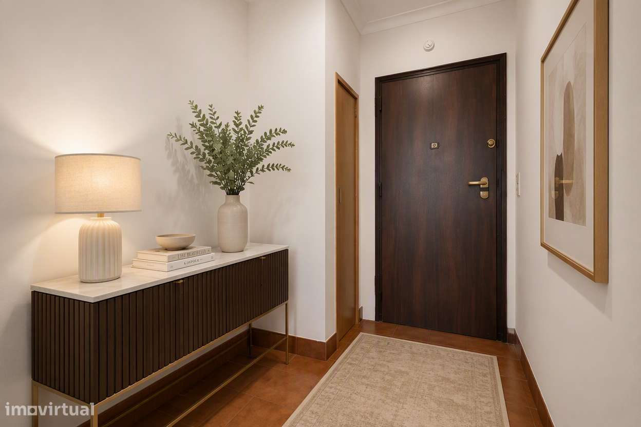 Apartamento T3 Duplex para remodelar em Alverca-6