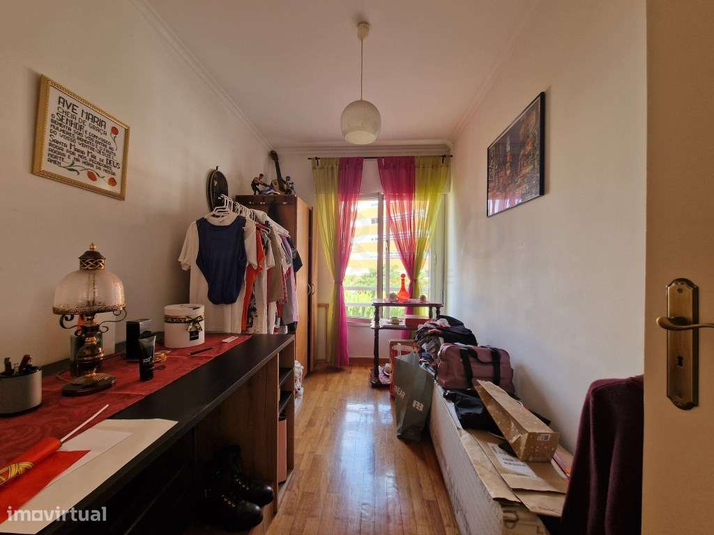 Vende-se T3 em Alfragide, Amadora-12