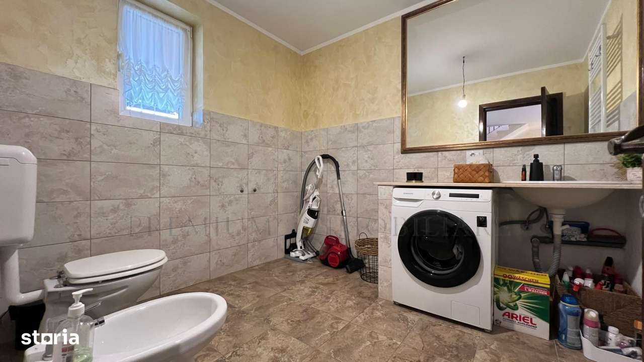 Casa de vanzare in Onesti-9