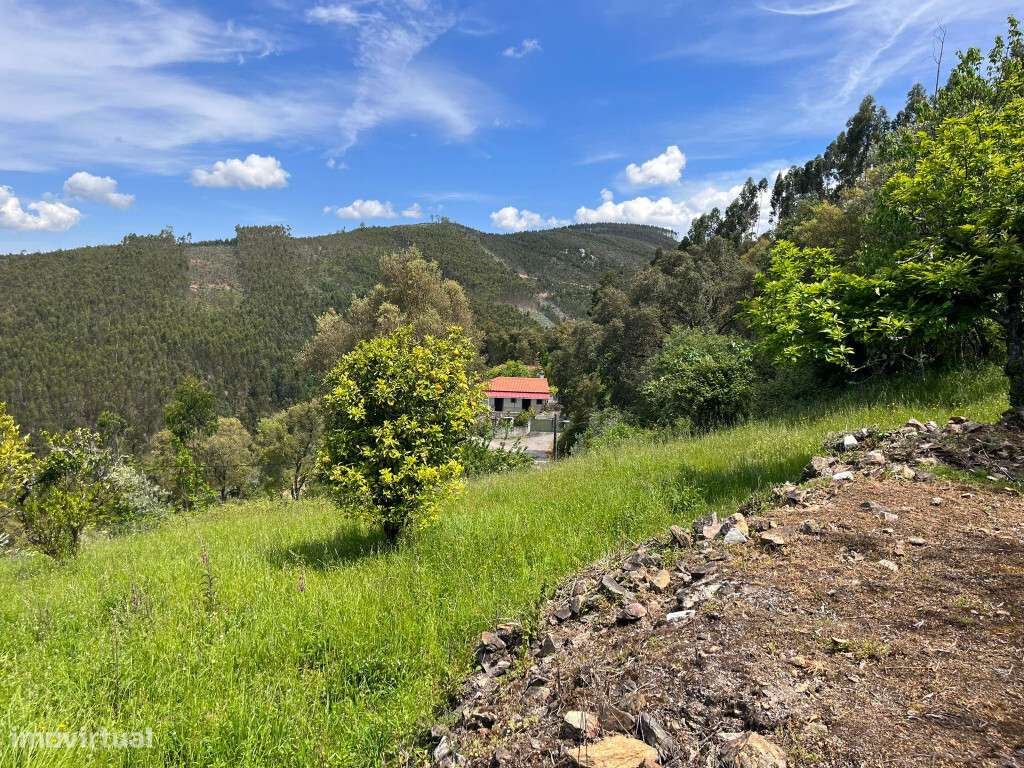 Moradia M4 com terreno em zona de  Penela-9