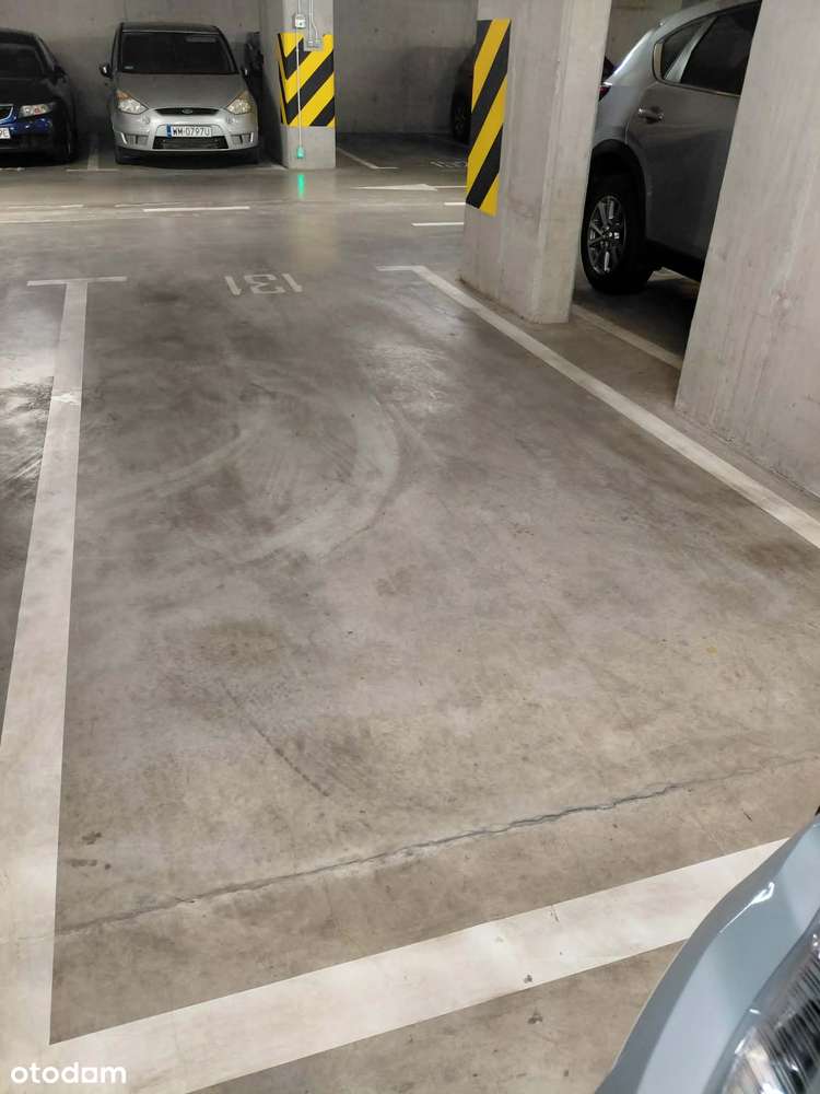 Wynajmę miejsce postojowe w bloku przy Promenadzie