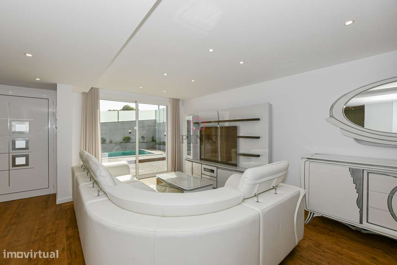 Moradia - T4 - Machico-18