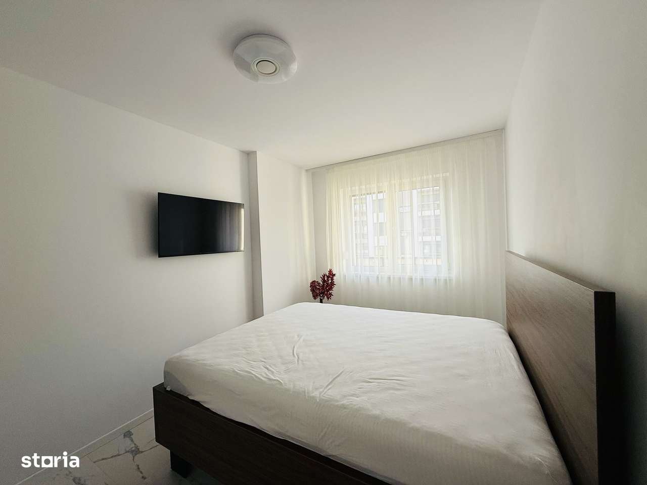 DE ÎNCHIRIAT - Apartament cu 2 camere în Oradea  - IMOBIHOR - Imagine principală: 4/6