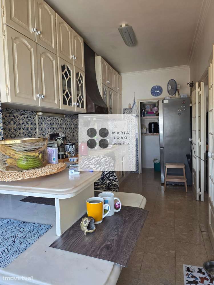 Excelente Apartamento, CENTRAL, Perto Transportes-3