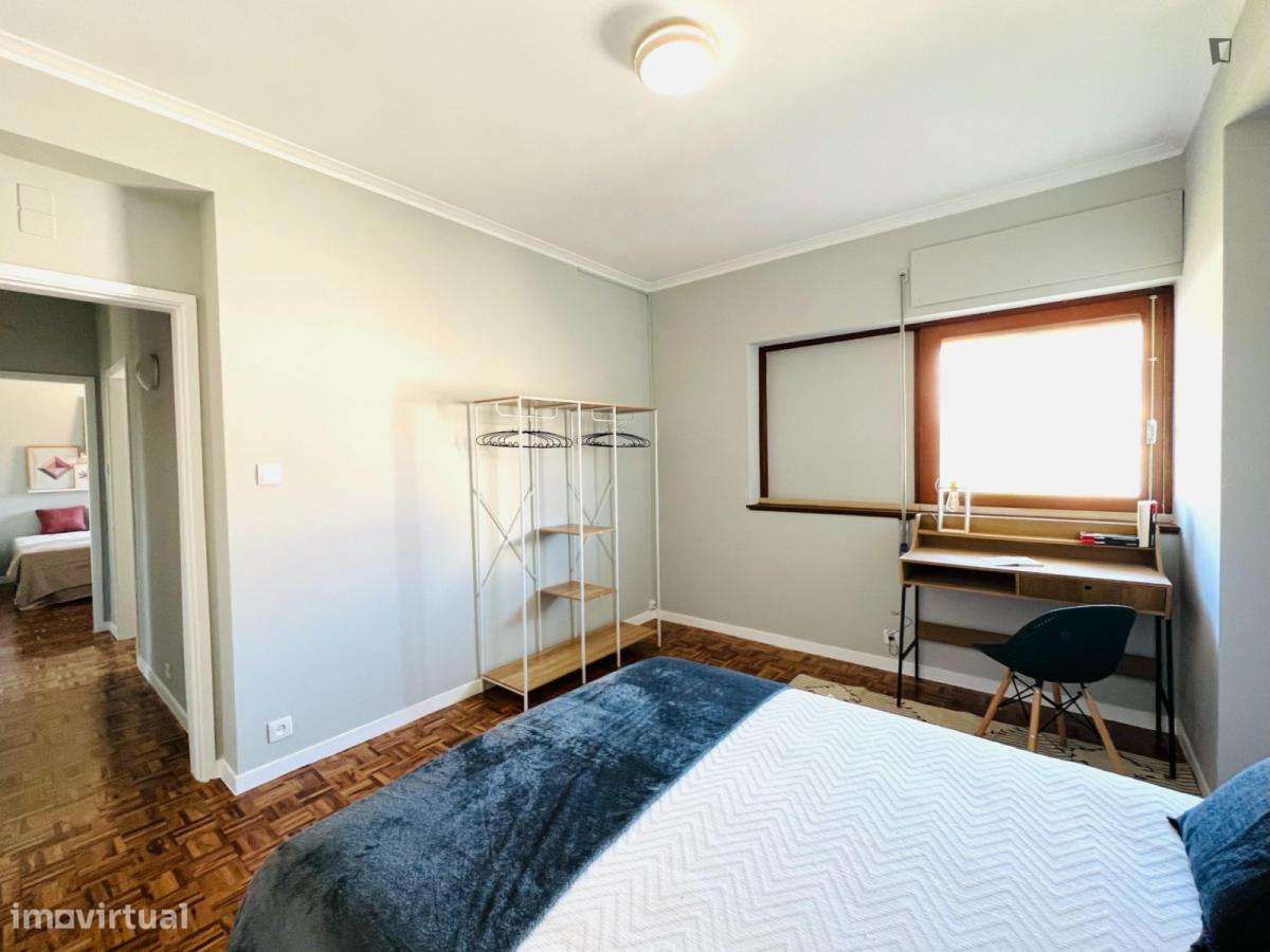 Quarto - localizado em Bairro do Sol Coimbra - Grande imagem: 2/10
