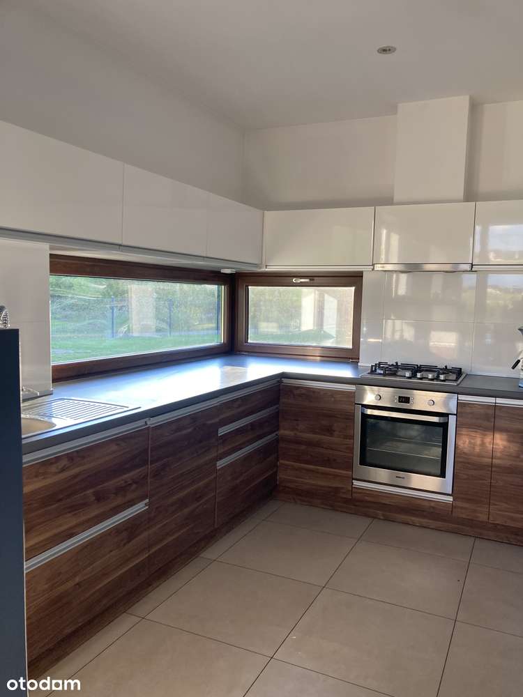 Nowoczesny parterowy dom na dużej działce - Pełny obrazek: 4/8