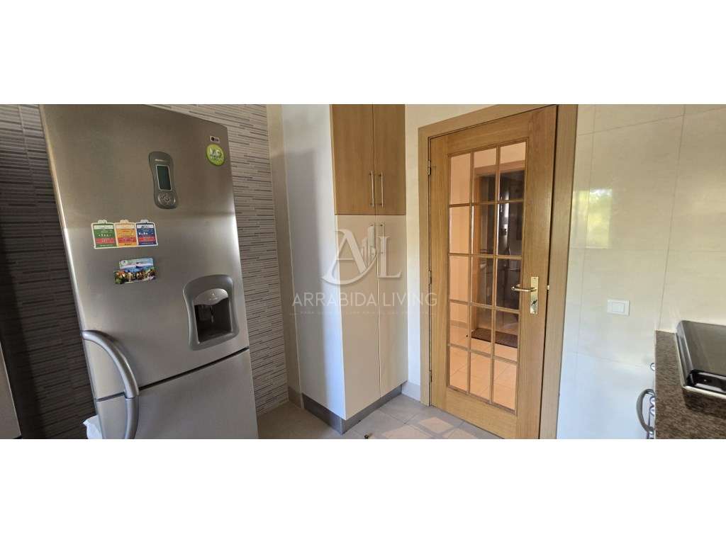 Apartamento T3 com otimas áreas a 5 minutos da Avenida Luisa Todi-3