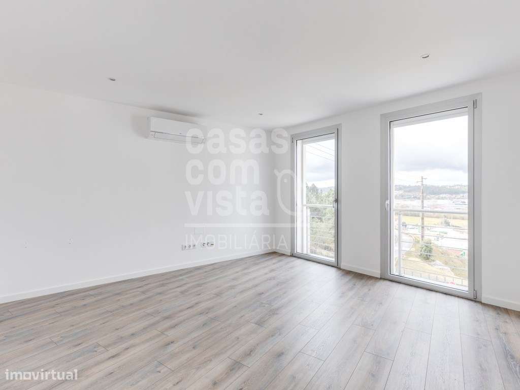 Apartamento T4 de arquitetura moderna junto da cidade, Pombal -Leiria-22