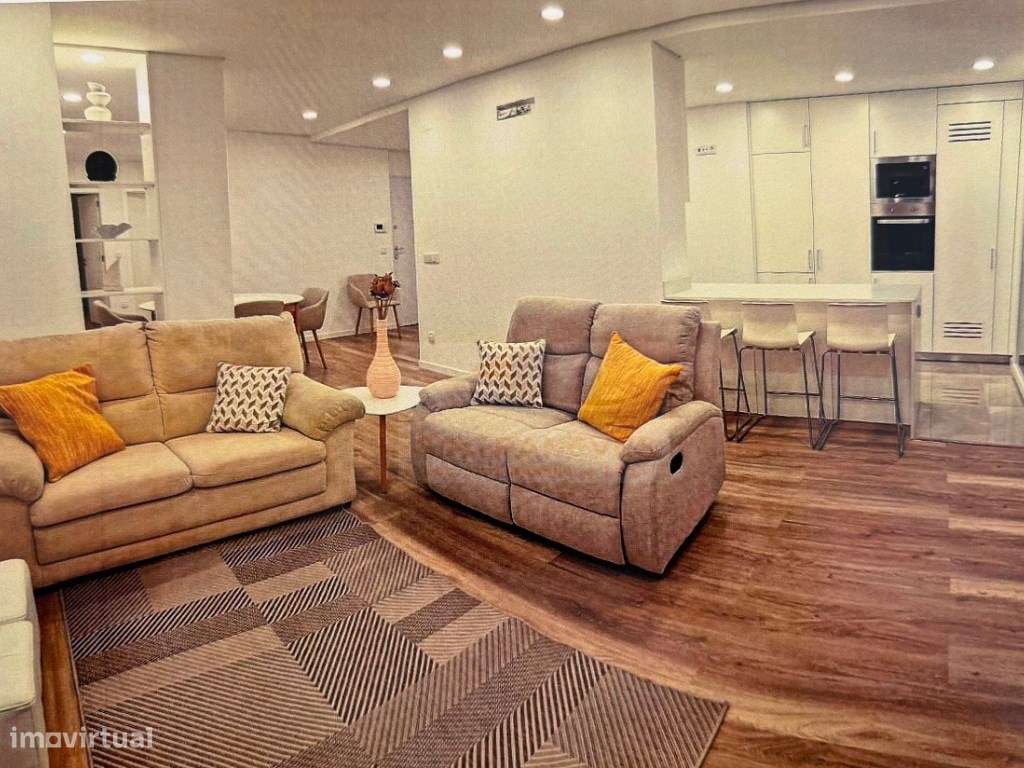 Excelente Duplex T3 - Empreendimento de Qualidade com Localização P... - Grande imagem: 4/8