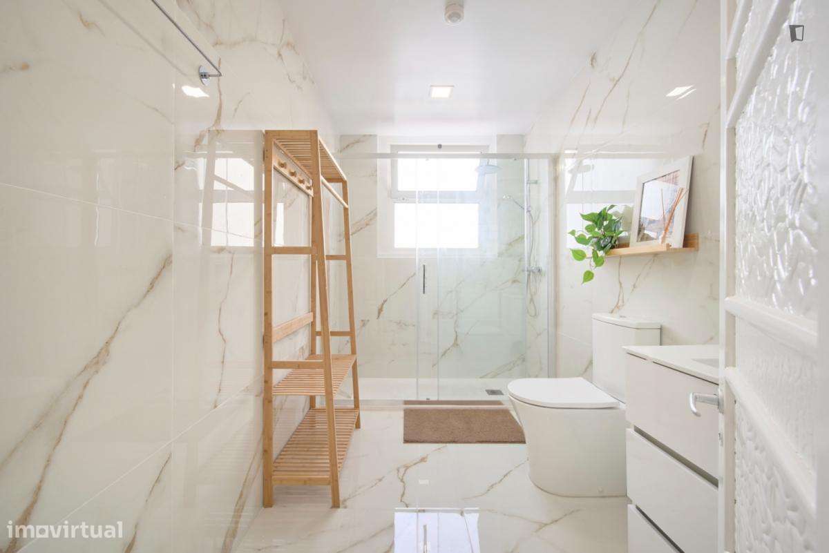 Quarto - localizado em Marquês de Pombal Lisbon - Grande imagem: 4/10