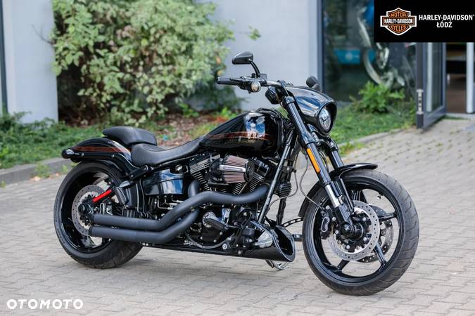 Harley-Davidson Softail Breakout - 2