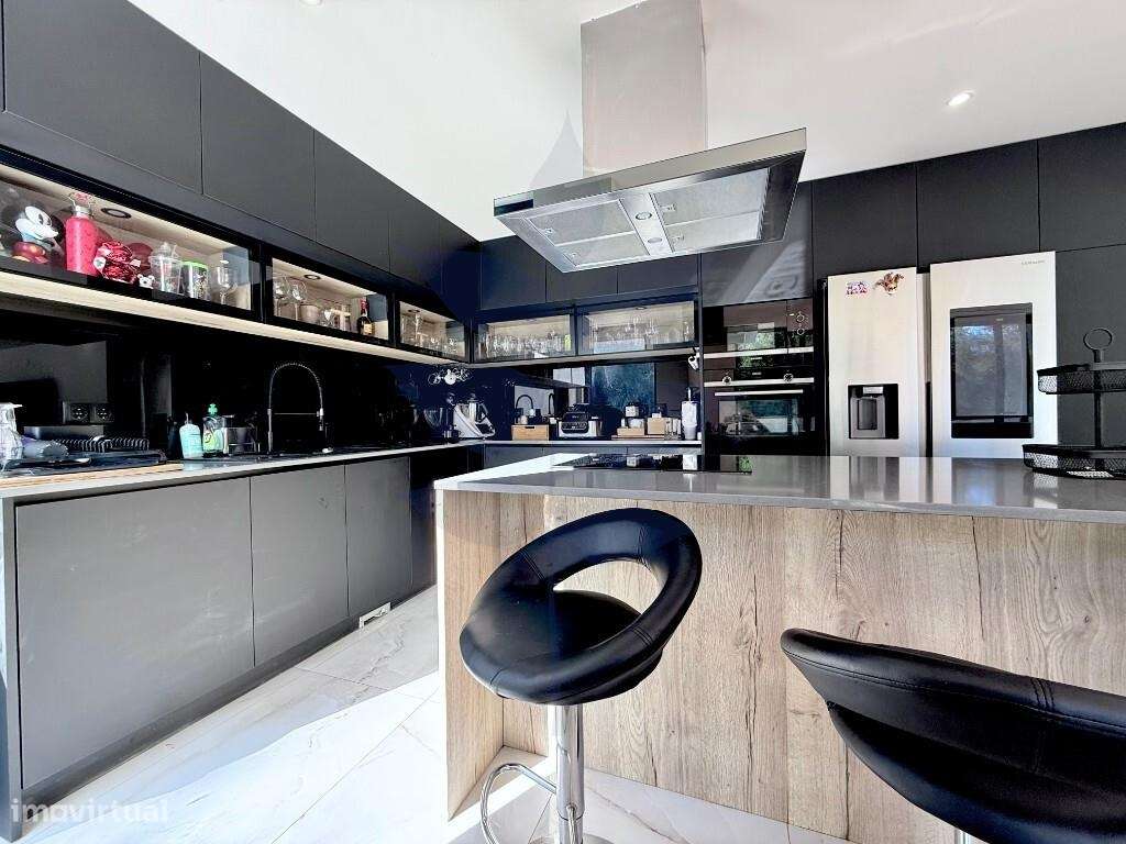 Moradia T4 em Palmeira – Espaço, Conforto e Eficiência - Grande imagem: 3/49