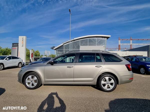 Skoda Octavia Combi Diesel 2.0 TDI DSG Style - 8