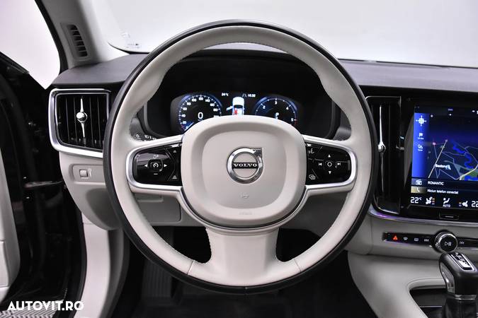 Volvo V90 - 16