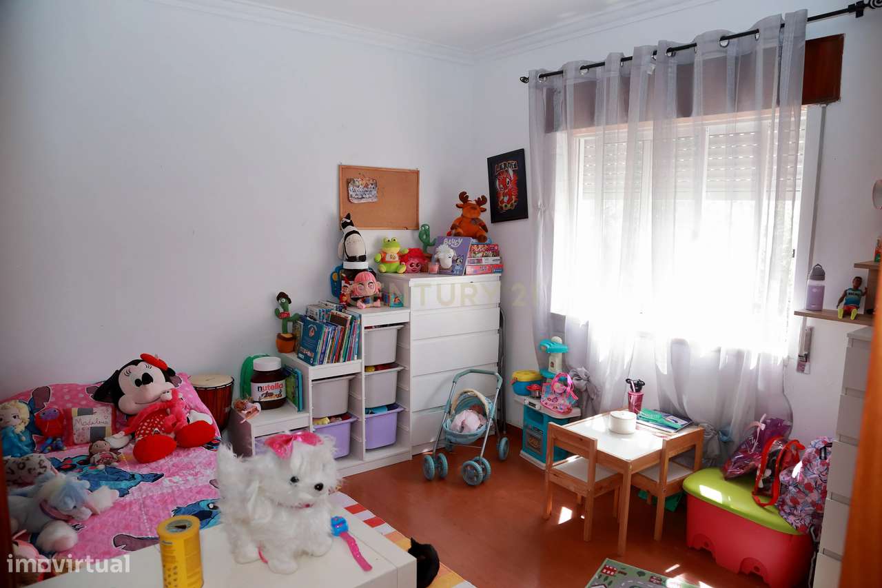 Apartamento T2, 1º andar na Qta. Courela, Paio Pires - Seixal-16