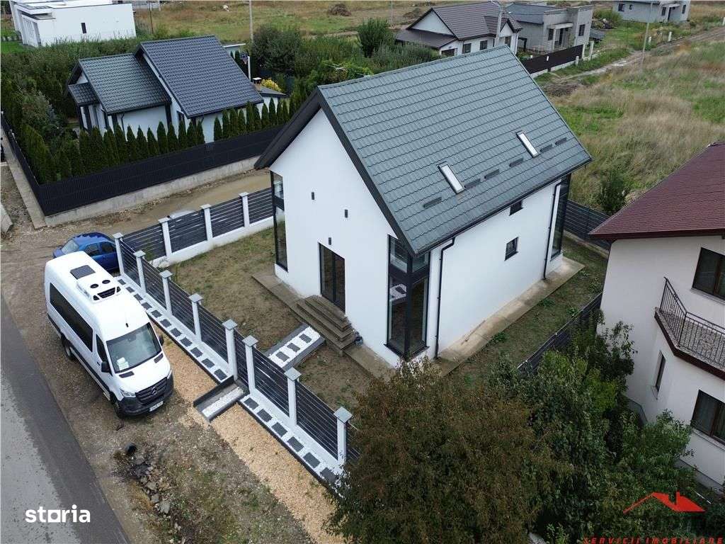 Casa P+M de vanzare in Campineanca (strada asfalata) - Imagine principală: 4/20