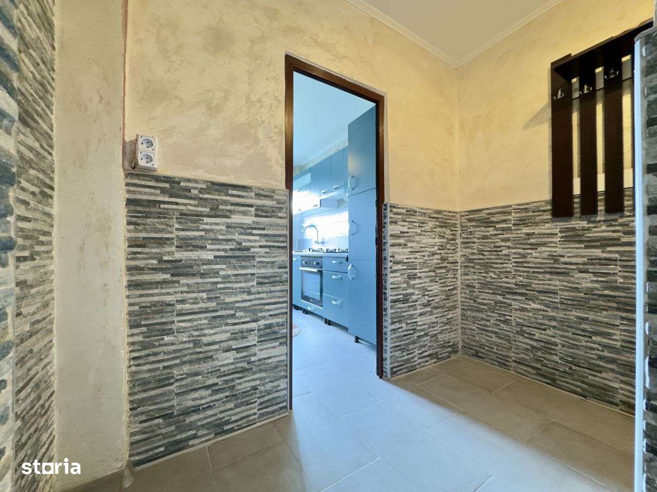 APARTAMENT DECOMANDAT 2 CAMERE BLV. NICOLAE IORGA -NICOLINA/PODU ROS-4