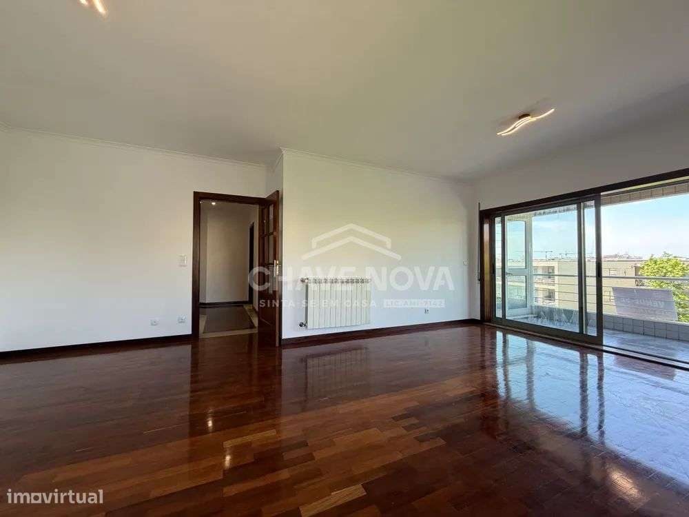 Apartamento T2 em Mafamude | Junto à Nova Linha do Metro Rubi-10