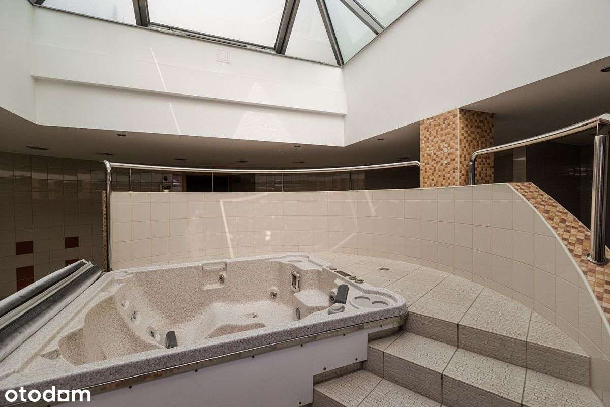 Wilanów, Apartament z 2 ogródkami-11