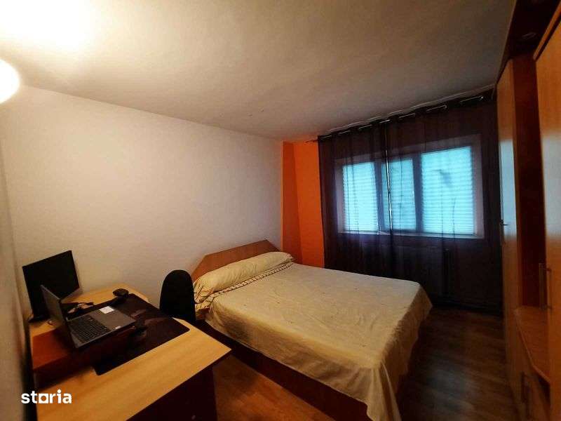 Apartament 3 camere de vânzare - Imagine principală: 4/8