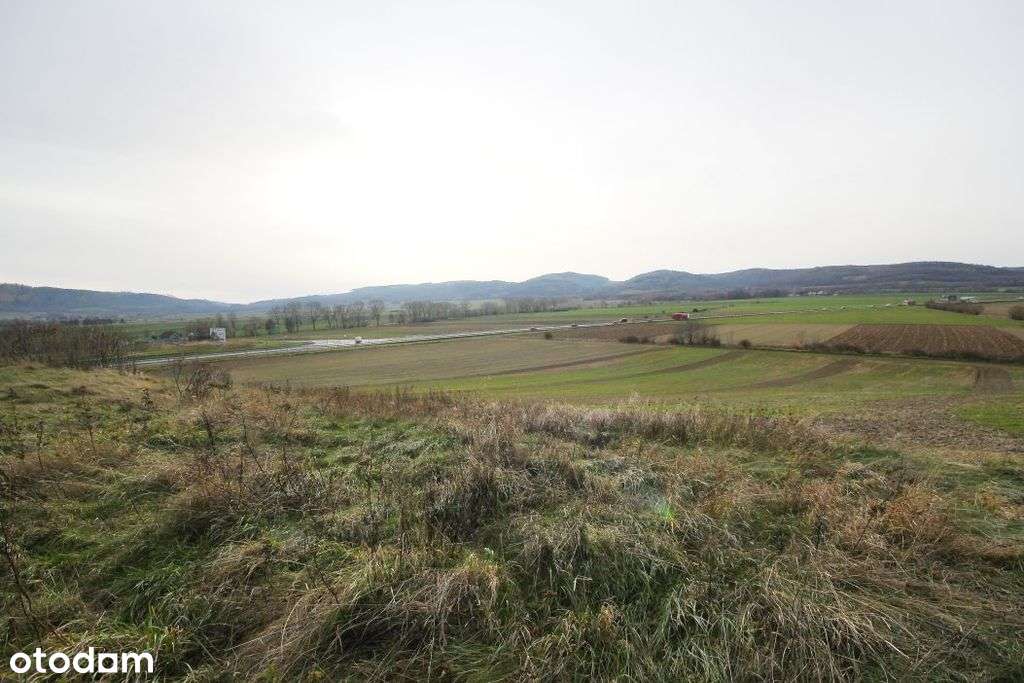 Działka z pięknym widokiem na panoramę-5