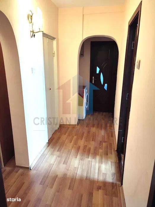 Ap. 2 camere confort 1 decomandat zona Radu Negru - Imagine principală: 5/8