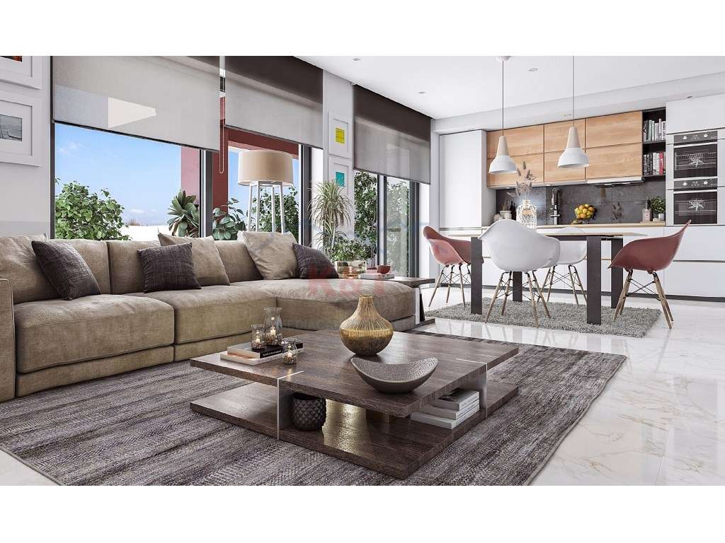 Apartamento T3 Novo com varandas espaçosas e piscina-1