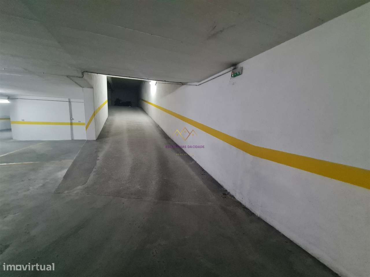 Parqueamentos para venda na Rua de São Domingos Benfica - Grande imagem: 5/22