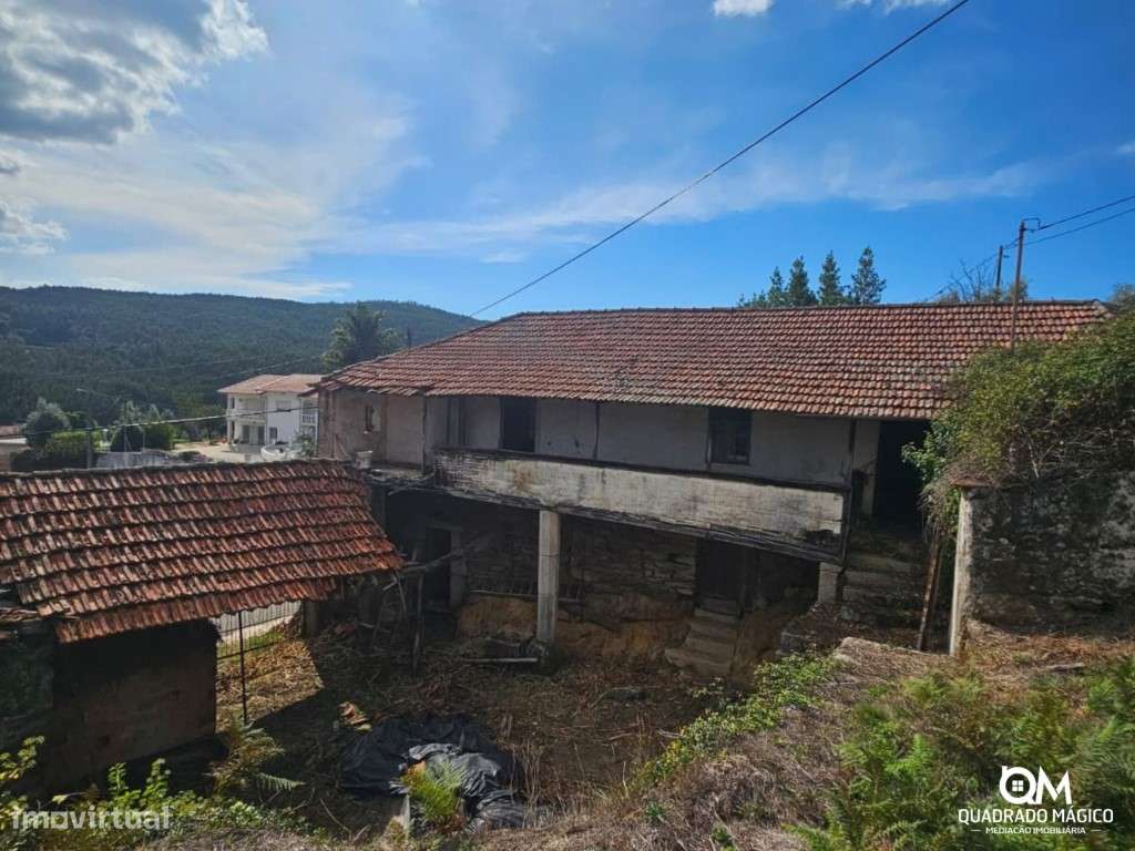 Uma casa por reinventar, 1.827 m² para sonhar, descubra este imóvel!-25