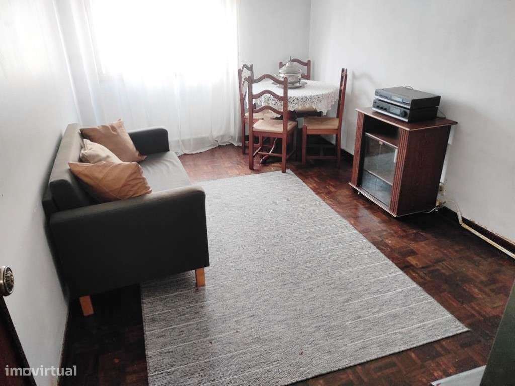 T2 em Casal de São Brás - Excelente localização junto à Farmácia Nunes-15