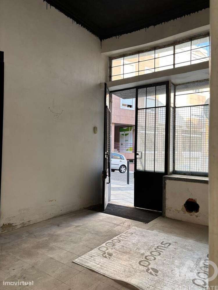 Loja / Estabelecimento Comercial em Arroios de 44,00 m2-22