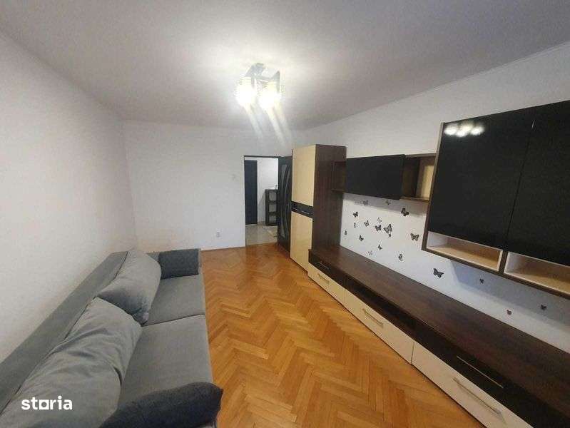 Inchiriez ap. 2 camere Str. Babadag - Imagine principală: 5/8